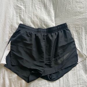 🥰3/10 running shorts